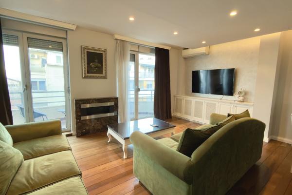 izdavanje, stanova,
beograd, 1048681, trosoban-kajmakcalanska