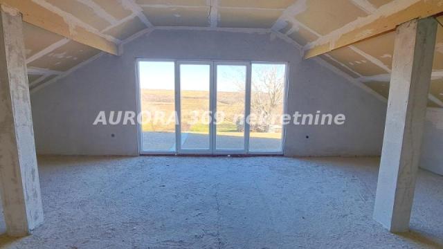 Kuća, četvorosoban, Prodaja, 123m2, Irig