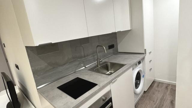 Stan, Garsonjera, Prodaja, 28m2, Ustanička