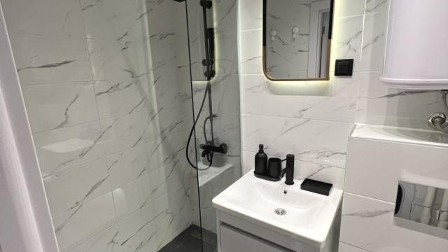 Stan, Garsonjera, Prodaja, 28m2, Ustanička