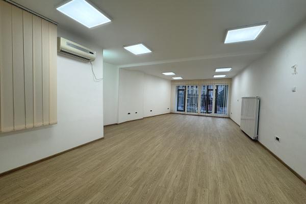 izdavanje, poslovni-prostor,
beograd, 1048982, trosoban-trg-nikole-pasica