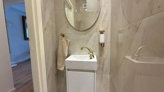 Stan, Trosoban, Izdavanje, 69m2, Milentija Popovića