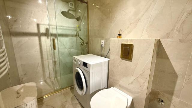 Stan, Trosoban, Izdavanje, 69m2, Milentija Popovića