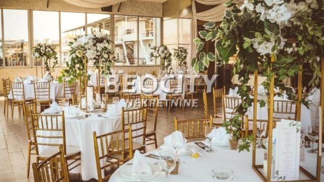 Poslovni prostor, Petosoban, Prodaja, 640m2, Jakovo, Surčin, Surčin, Jakovo, , 5.0, 640m2