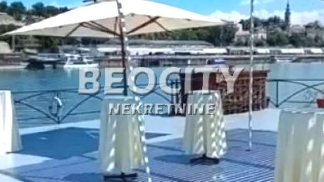 Poslovni prostor, Petosoban, Prodaja, 640m2, Jakovo, Surčin, Surčin, Jakovo, , 5.0, 640m2