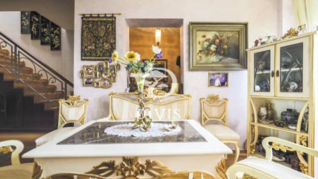 Stan, Petosoban, Prodaja, 250m2, Svetozara Markovića