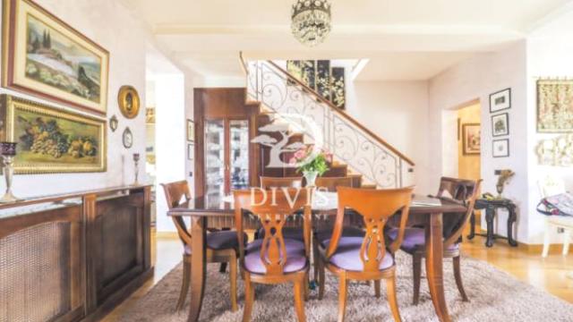 Stan, Petosoban, Prodaja, 250m2, Svetozara Markovića