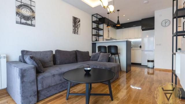 Stan, Jednoiposoban, Izdavanje, 43m2, Južni bulevar, Vračar, Jadranska