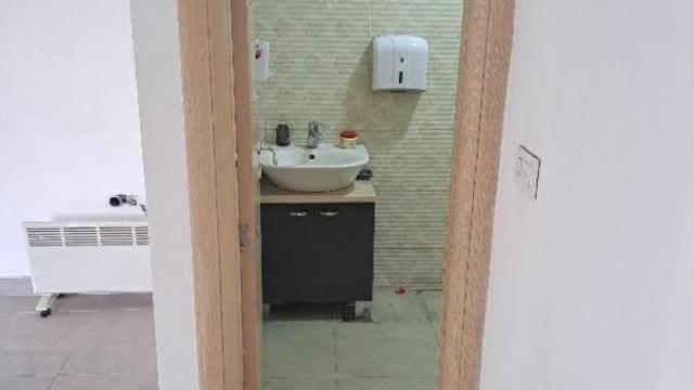 Poslovni prostor, Izdavanje, 117m2, Kluz, Zvezdara, Živka Davidovića