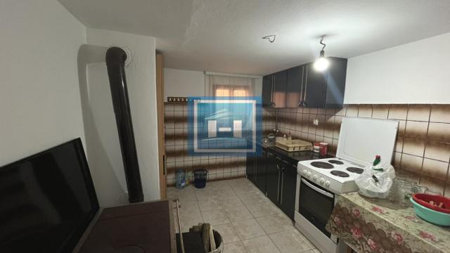 Kuća, četvorosoban, Prodaja, 304m2, Krušar, Okolno mesto, Ćuprija