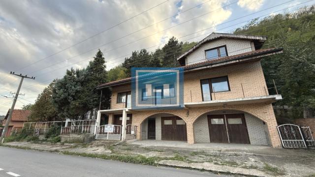 Kuća, Prodaja, 500m2, Miloševo, Okolno mesto, Jagodina
