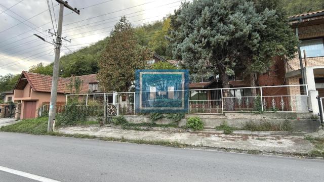 Kuća, Prodaja, 500m2, Miloševo, Okolno mesto, Jagodina