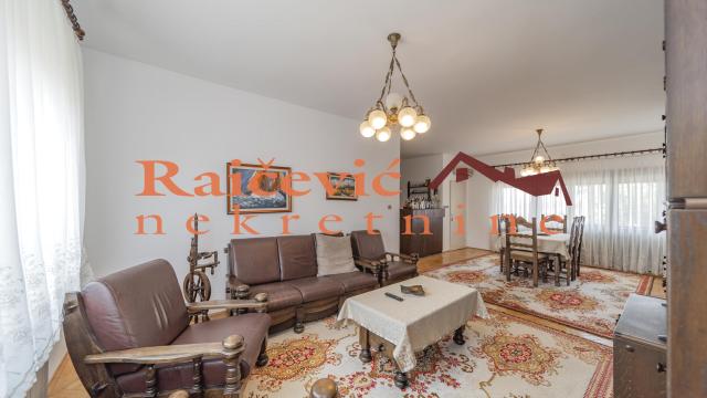 Kuća, Prodaja, 322m2, Mladenovac selo, Mladenovac, Smederevski put