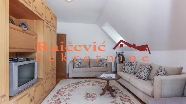 Kuća, Prodaja, 370m2, Avala, Sopot, Pilota Rajka Cvetica