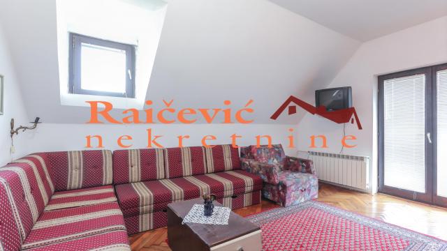 Kuća, Prodaja, 370m2, Avala, Sopot, Pilota Rajka Cvetica