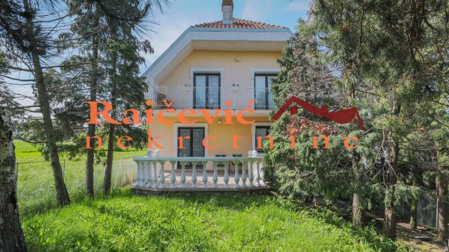 Kuća, Prodaja, 370m2, Avala, Sopot, Pilota Rajka Cvetica