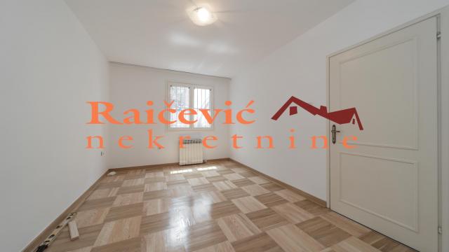 Kuća, Izdavanje, 544m2, Trošarina, Voždovac, Beranska