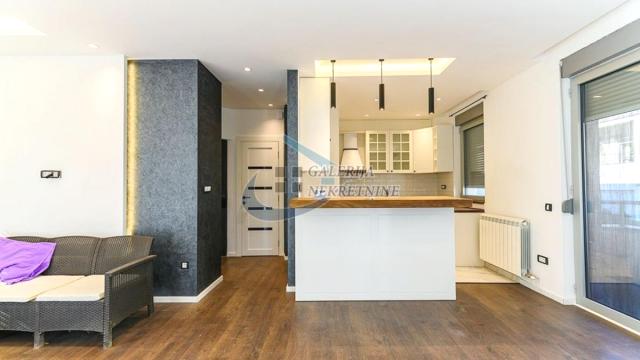 Stan, Petosoban, Izdavanje, 195m2, Banovo brdo, Čukarica, Kneza Višeslava