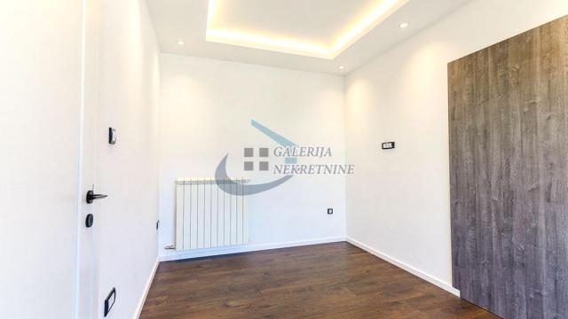 Stan, Petosoban, Izdavanje, 195m2, Banovo brdo, Čukarica, Kneza Višeslava