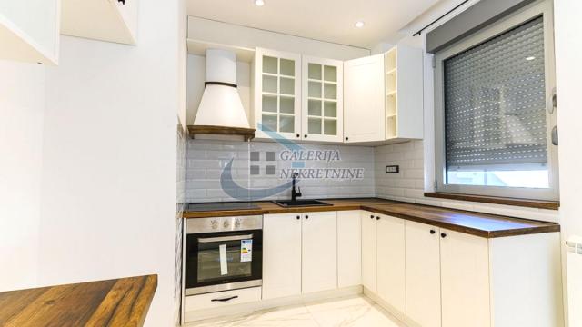 Stan, Petosoban, Prodaja, 195m2, Banovo brdo, Čukarica, Kneza Višeslava