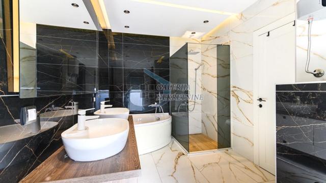 Stan, Petosoban, Prodaja, 195m2, Banovo brdo, Čukarica, Kneza Višeslava