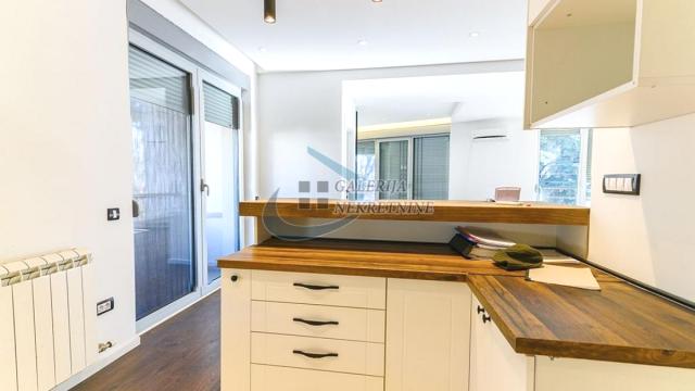 Stan, Petosoban, Prodaja, 195m2, Banovo brdo, Čukarica, Kneza Višeslava