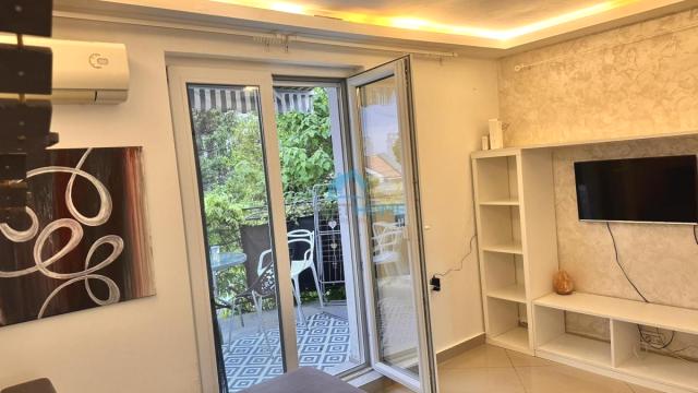 Stan, Dvosoban, Izdavanje, 53m2, Olimp, Zvezdara, Duvanjska