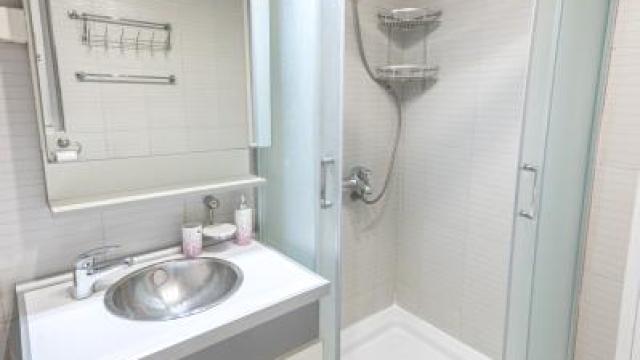 Stan, Jednoiposoban, Izdavanje, 43m2, Andrićev venac, Stari grad, Dečanska