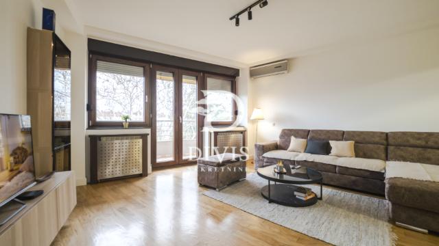 Stan, Trosoban, Izdavanje, 111m2, Nebojšina