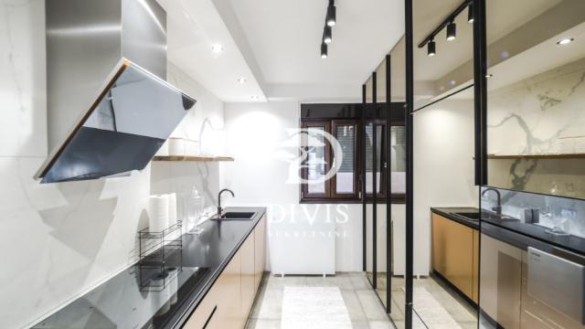 Stan, Trosoban, Izdavanje, 111m2, Nebojšina