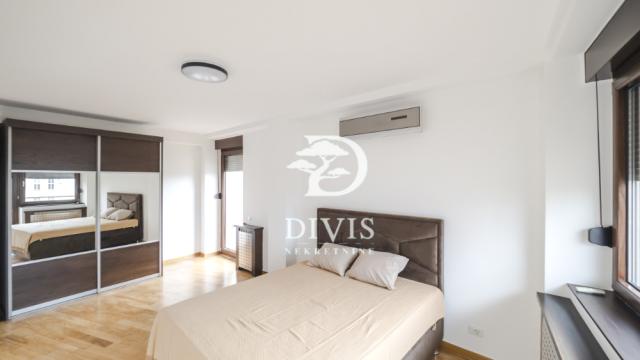 Stan, Trosoban, Izdavanje, 111m2, Nebojšina