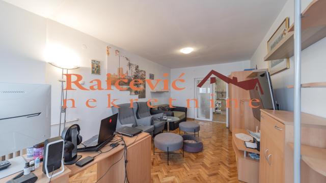 Stan, Trosoban, Prodaja, 73m2, Gornji grad, Zemun, Banijska