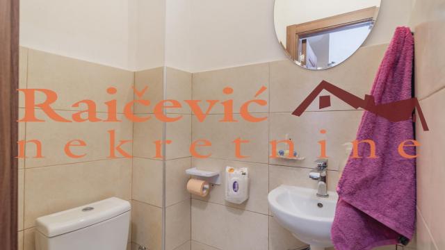 Stan, Trosoban, Prodaja, 73m2, Gornji grad, Zemun, Banijska