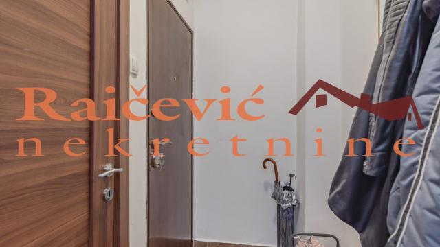 Stan, Trosoban, Prodaja, 73m2, Gornji grad, Zemun, Banijska