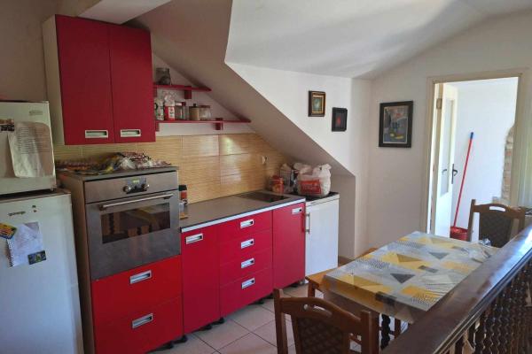 izdavanje, soba,
beograd, 1052411, jednokrevetna-galenika