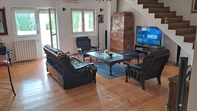 Kuća, Trosoban, Prodaja, 240m2, Plavi horizonti, Zemun, Isidora Stojanovica