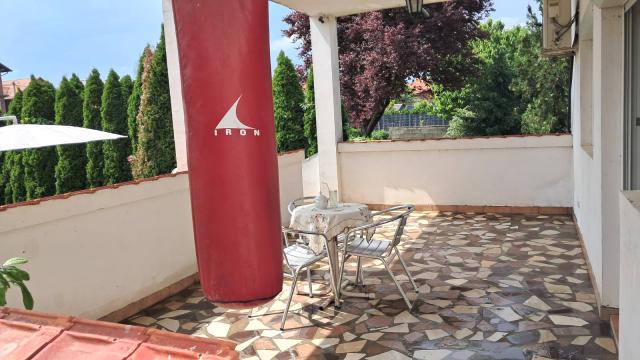 Kuća, Trosoban, Prodaja, 240m2, Plavi horizonti, Zemun, Isidora Stojanovica