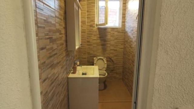 Poslovni prostor, Petosoban i veći, Prodaja, 765m2, Pojate, Okolno mesto, Svetog Tome 13