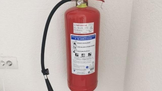 Poslovni prostor, Petosoban i veći, Prodaja, 765m2, Pojate, Okolno mesto, Svetog Tome 13