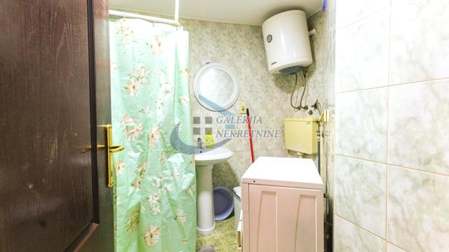 Stan, Dvosoban, Prodaja, 37m2, Djeram pijaca, Zvezdara, Đakovačka