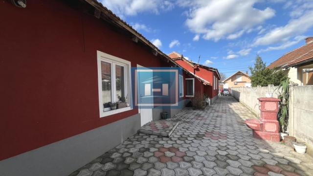 Kuća, četvorosoban, Prodaja, 118m2, Gradska lokacija, Ćuprija