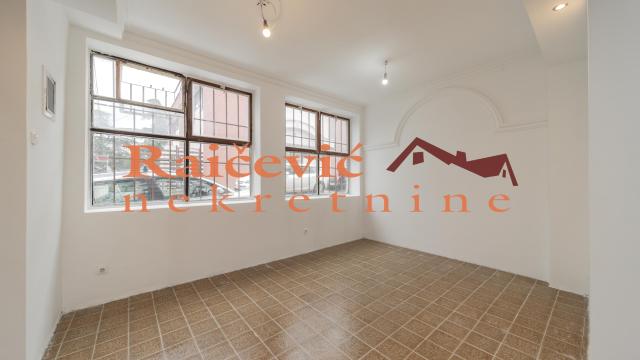 Poslovni prostor, Dvosoban, Prodaja, 49m2, Voždovac, Kumodraska