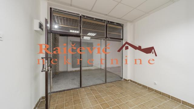 Poslovni prostor, Dvosoban, Prodaja, 49m2, Voždovac, Kumodraska