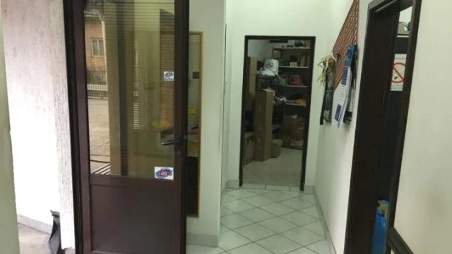 Poslovni prostor, Petosoban i veći, Prodaja, 650m2, Darosava, Okolno mesto, 1300 kaplara