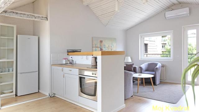 Stan, Trosoban, Prodaja, 82m2, Kalenić pijaca, Vračar, Topolska