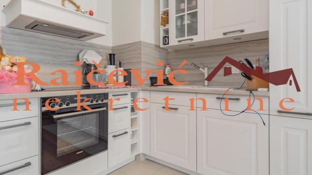 Stan, Trosoban, Prodaja, 74m2, Beograd na vodi, Savski venac, Luke Celovica Trebinjca