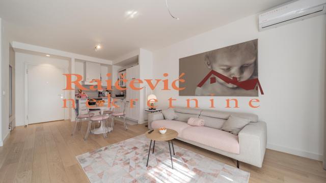 Stan, Trosoban, Prodaja, 74m2, Beograd na vodi, Savski venac, Luke Celovica Trebinjca