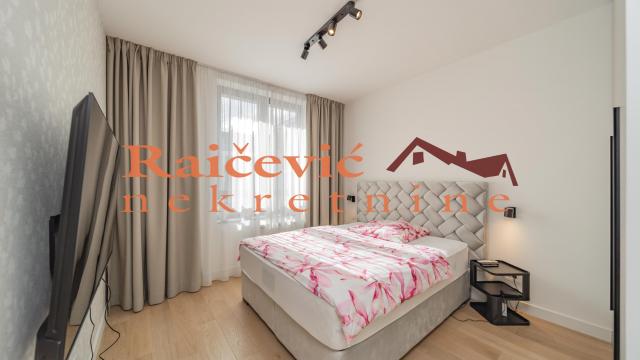 Stan, Trosoban, Prodaja, 74m2, Beograd na vodi, Savski venac, Luke Celovica Trebinjca