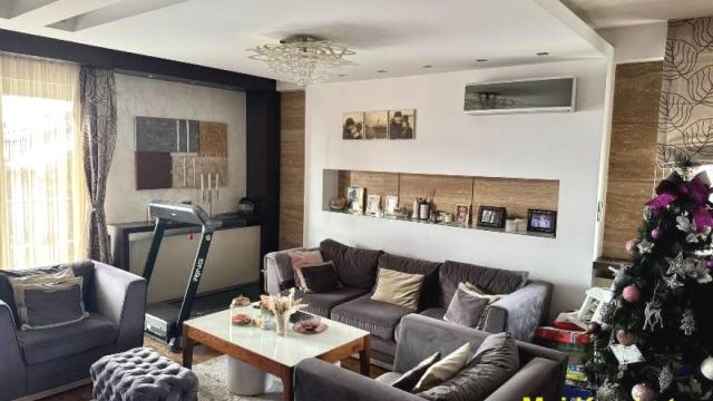 Stan, četvorosoban, Prodaja, 123m2, Sunčana padina, Čukarica, Veljka Petrovića