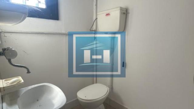 Poslovni prostor, Prodaja, 24m2, Centar, Gradska lokacija, Jagodina